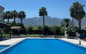 The Horse Farm Hotel